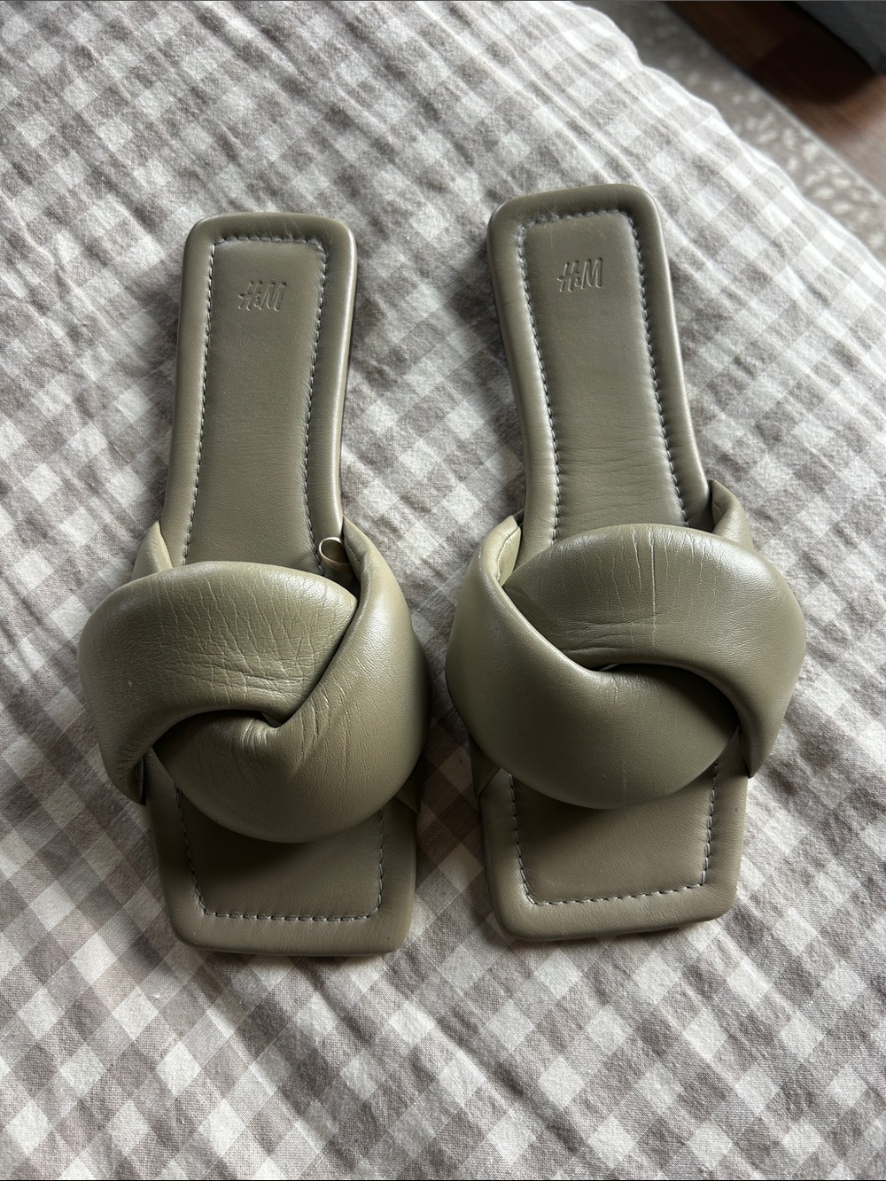 H&M puffy slide sandals